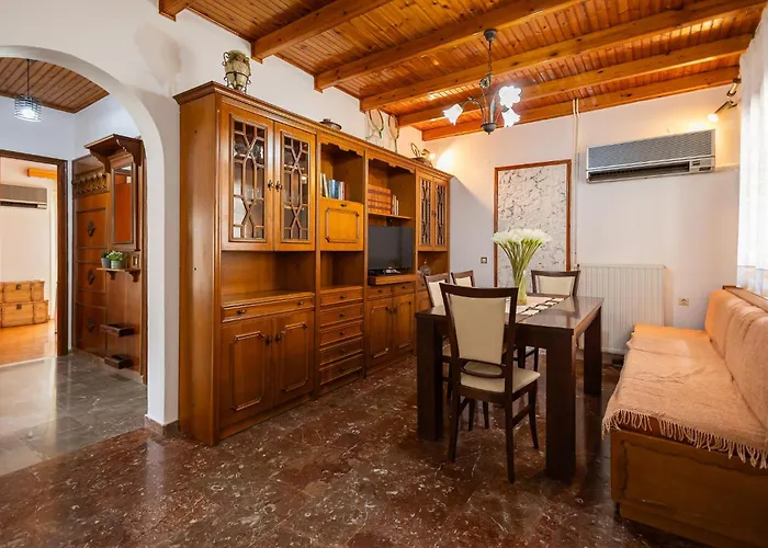 Rena's House Corfu 公寓