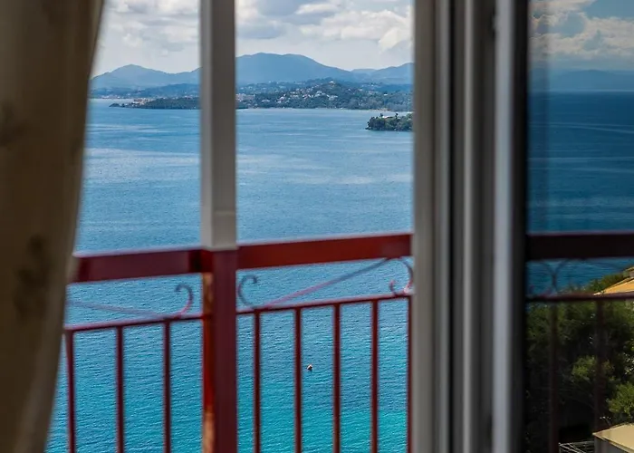 Rena's House Corfu Appartamento *