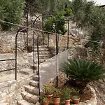 Rena's House Corfu דירה