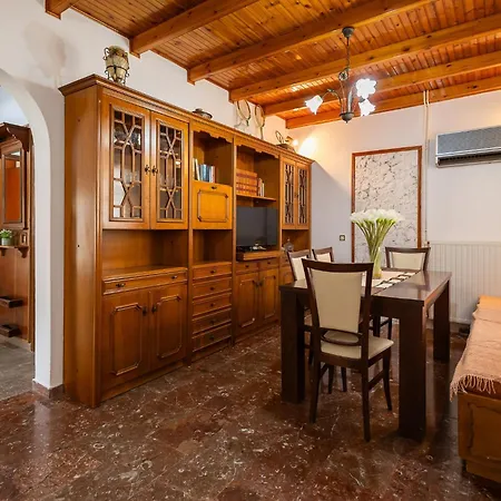 Rena's House Corfu Appartamento